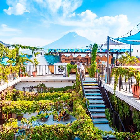 Adra Hostel Antigua Eksteriør billede Mount Fuji view from the hotel